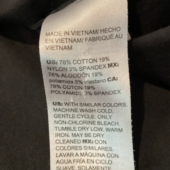 Chicos Long Sleeve Black Button Down Blouse, size 12/14 - Picture 6 of 6